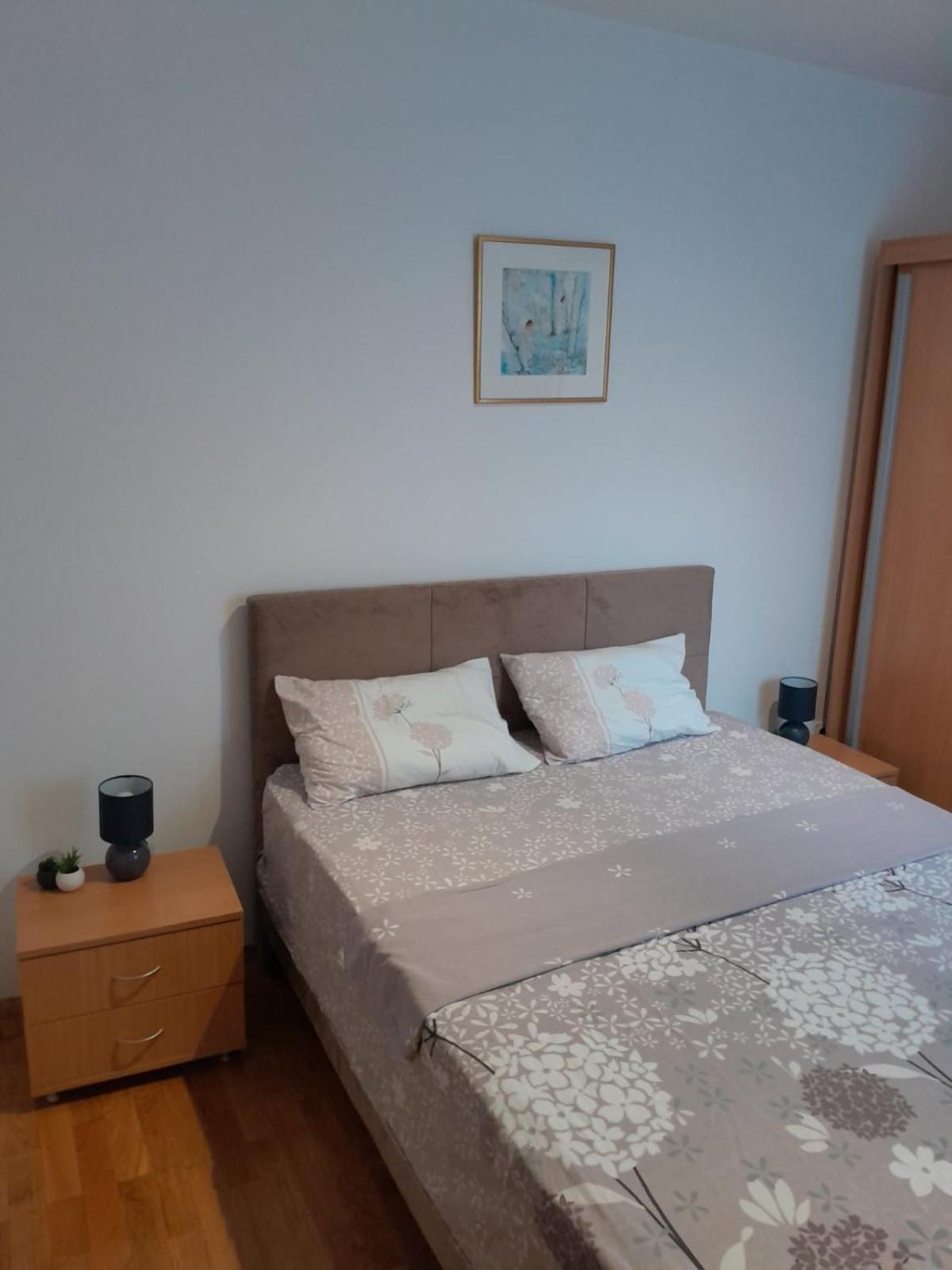 Apartman Klara Петровац Экстерьер фото